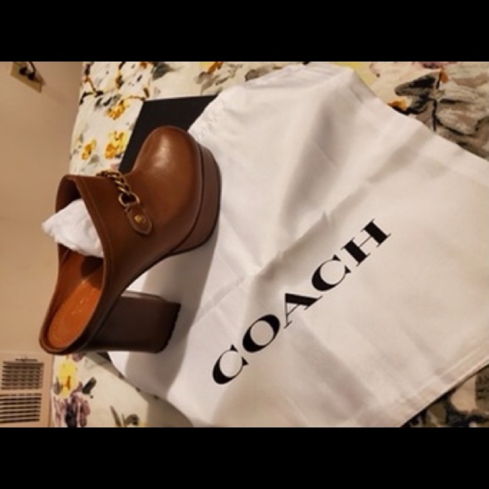 Coach shoes brand new